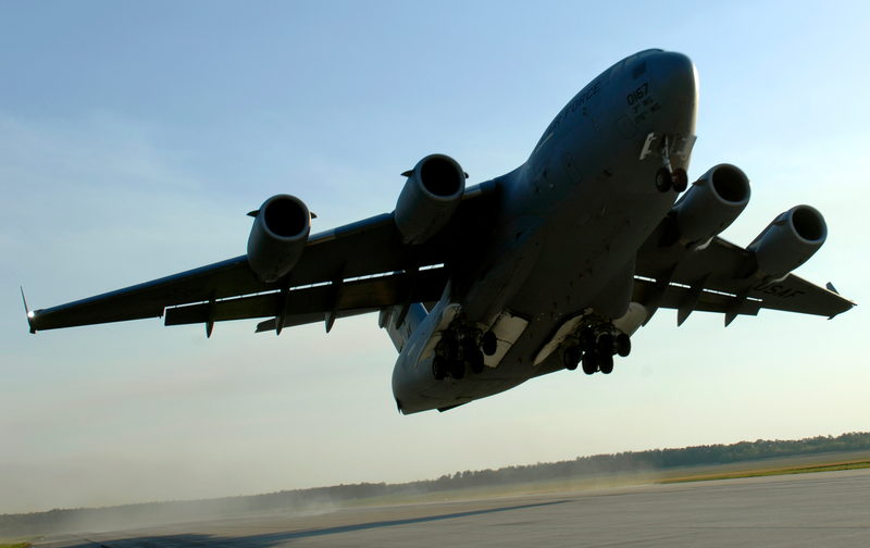 Illustration for article titled 50 Totally Stunning Combat Aircraft Photos Taken Around Alaska